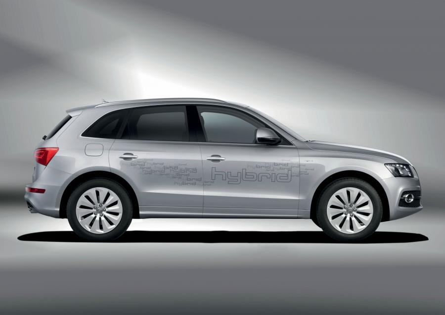  Audi Q5 Hybrid Quattro (8R) 2011 года  (фото 21 из 40)
